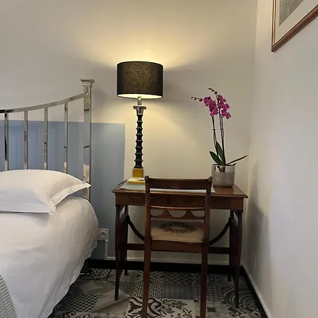 Chez Montiz Bed & Breakfast