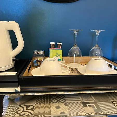 לינה וארוחת בוקר Chez Montiz 3*