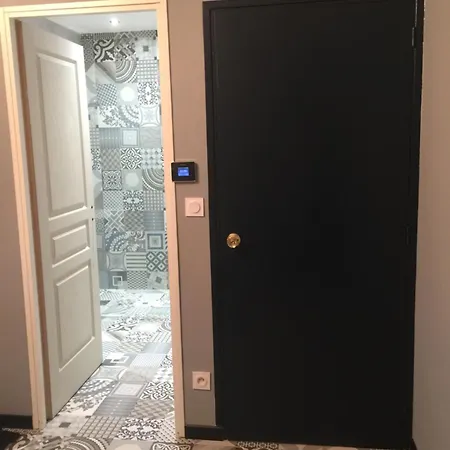 Chez Montiz לינה וארוחת בוקר 3*
