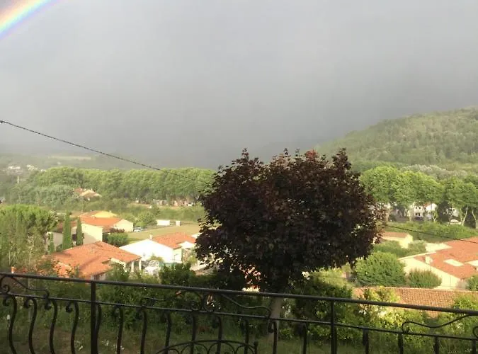 Chez Montiz Bed and Breakfast Montazels